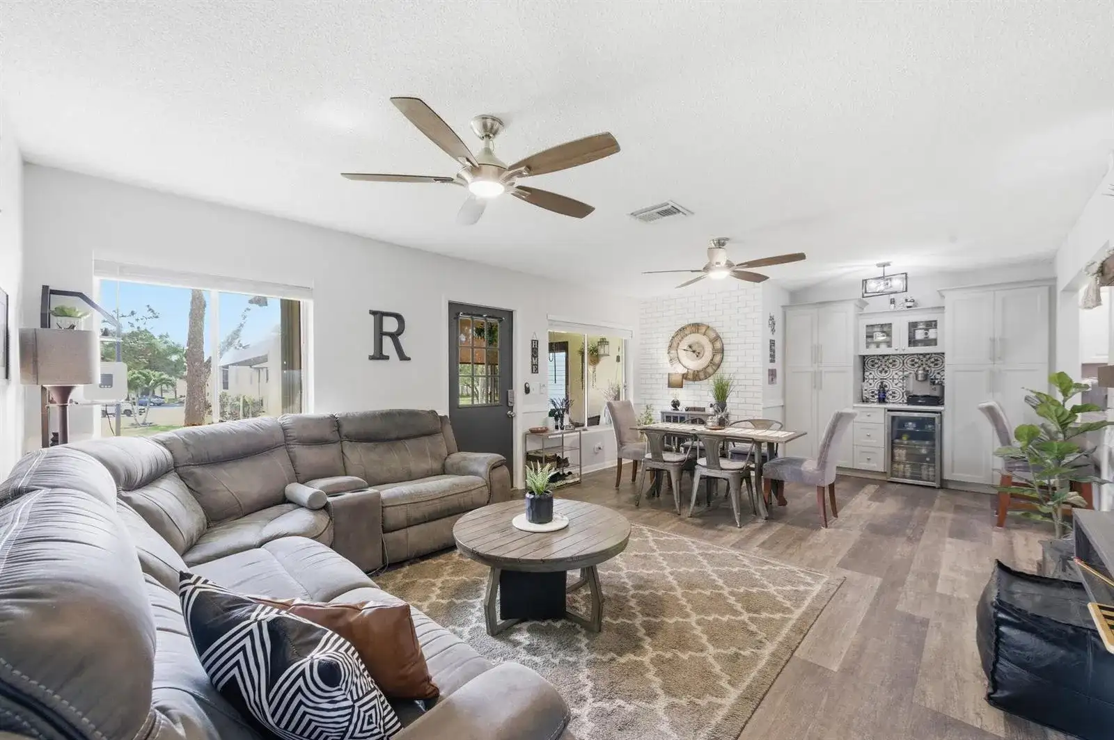 5883 La Paseos Drive # 2, FL 33463 photo 2