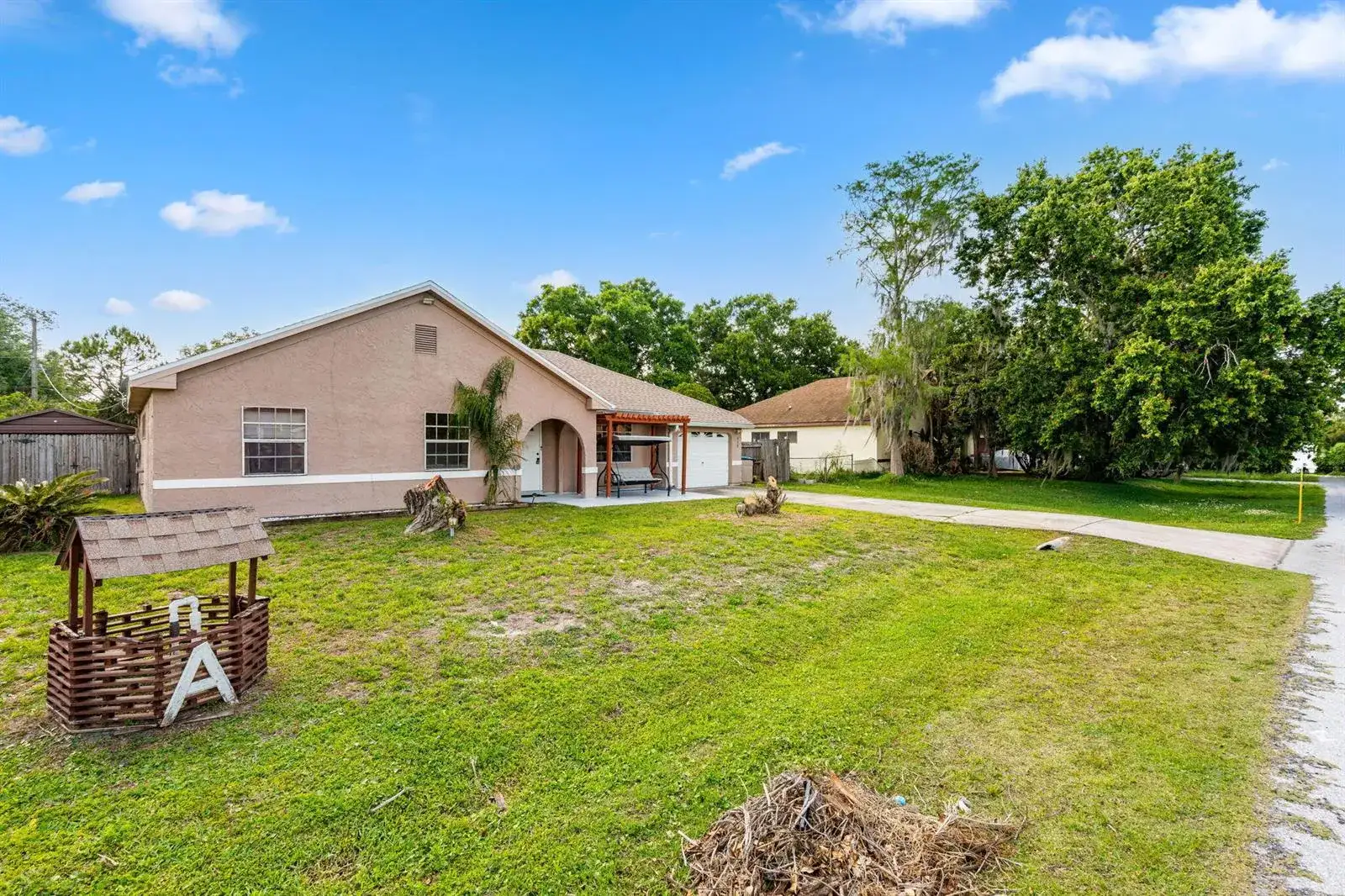 950 SE Taft Ave Avenue, Palm Bay FL 32909 photo 2