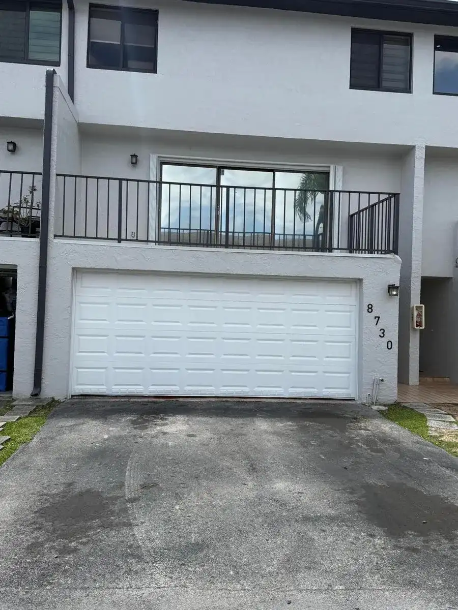 8730 SW 154th Cir Place, Miami FL 33193 photo 2