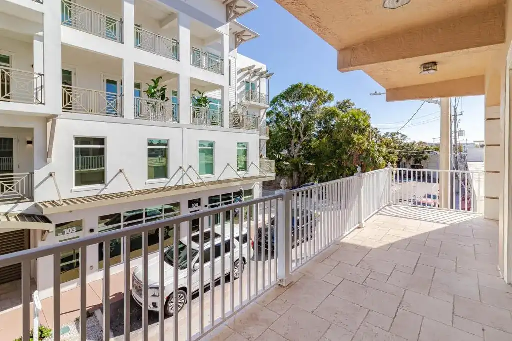 47 SW Osceola Street # 206, Stuart FL 34994 photo 2