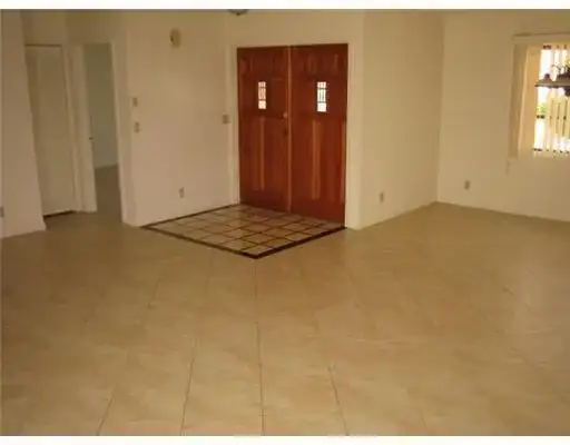 6050 Amberwoods Drive, Boca Raton FL 33433 photo 3