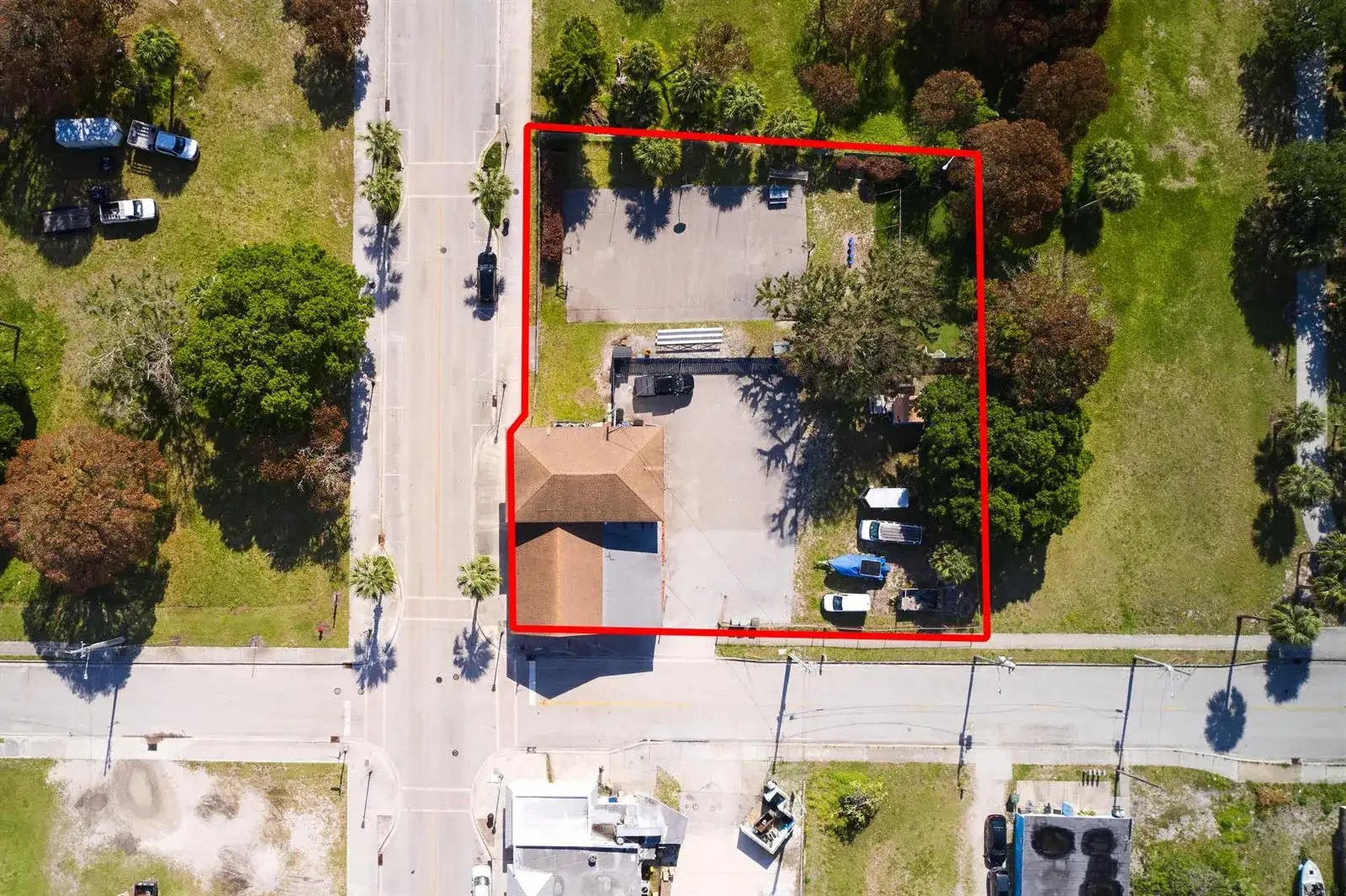 464 N 9th Street, Fort Pierce FL 34950 photo 2