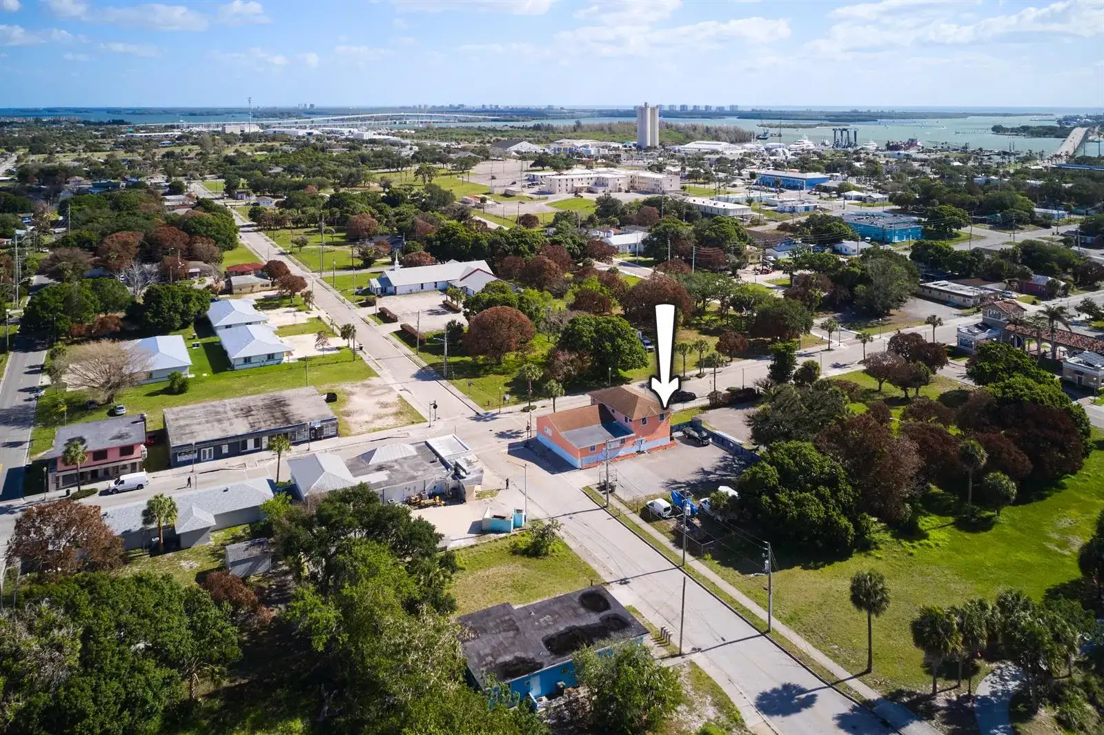 464 N 9th Street, Fort Pierce FL 34950 photo 3