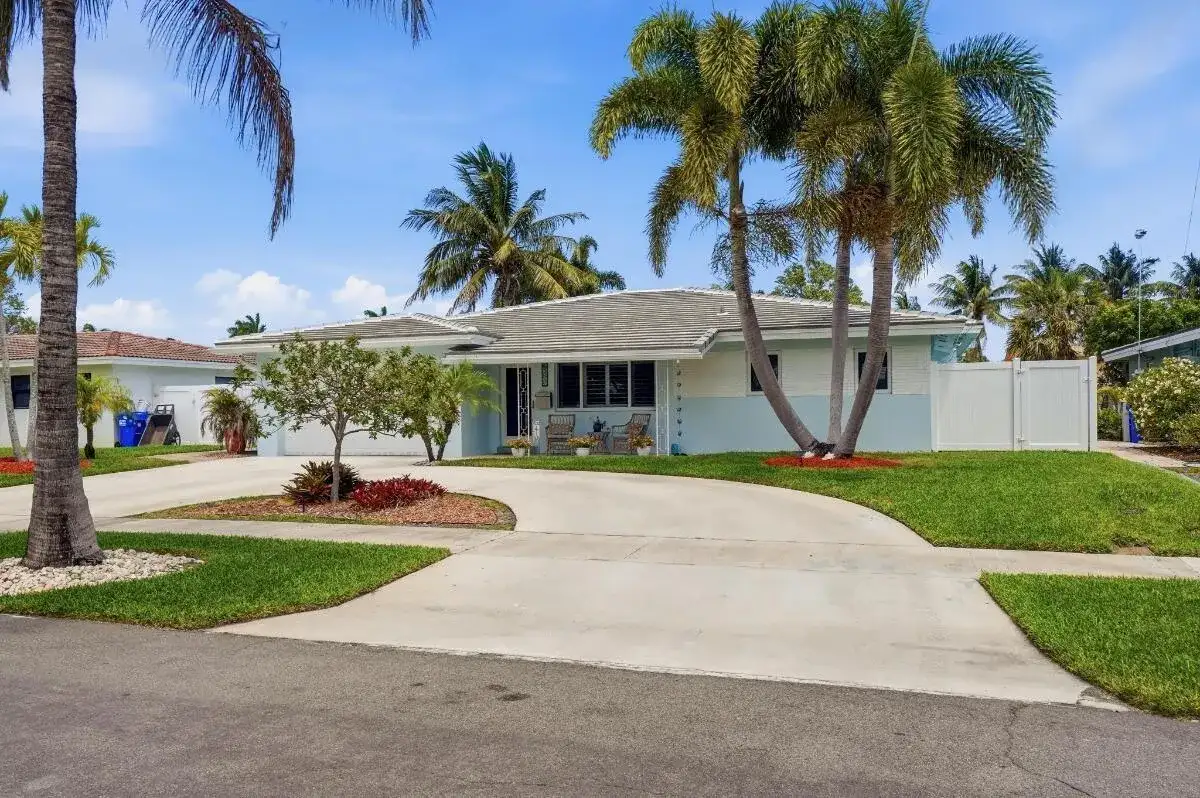 380 SE 5th Avenue, Pompano Beach FL 33060 photo 5