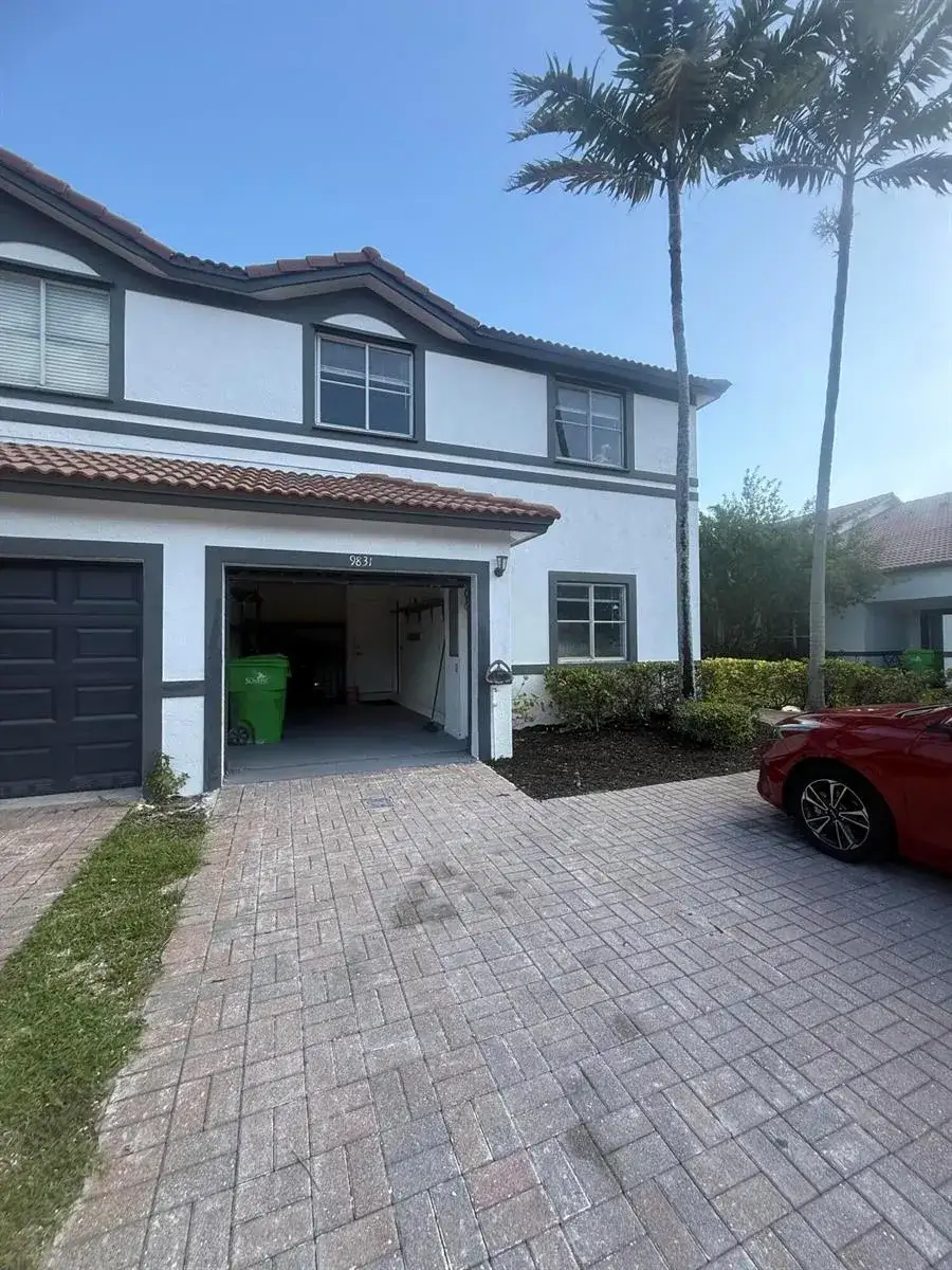 9831 NW 24th Street, Sunrise FL 33322 photo 3