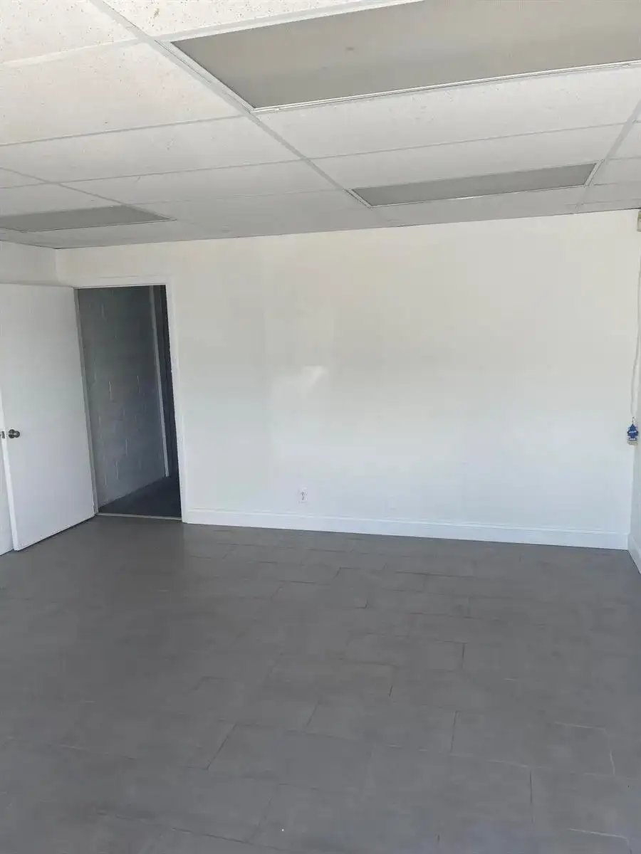 1520 Latham Road # 2, West Palm Beach FL 33409 photo 3