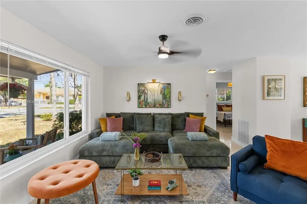 1116 SE 13th Court, Deerfield Beach FL 33441 photo 3