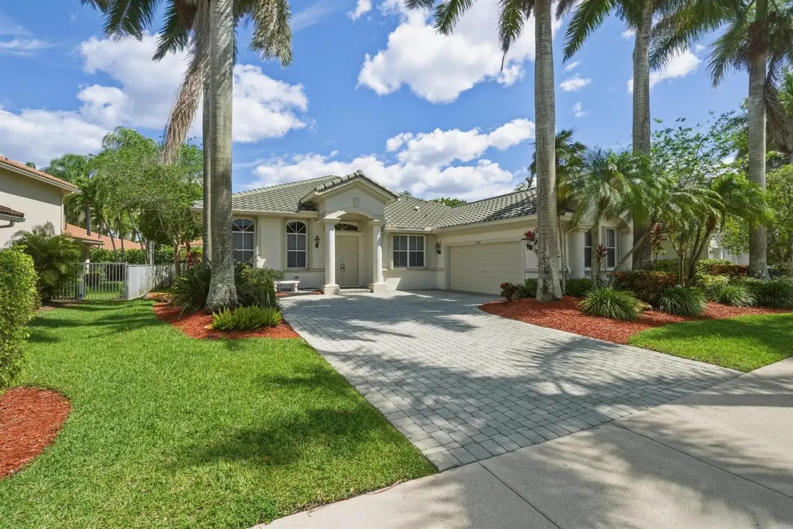 2053 Quail Roost Drive, Weston FL 33327 photo 2