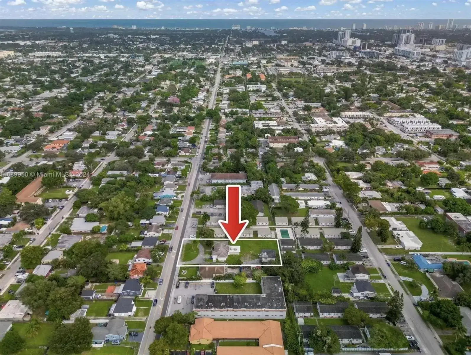 2646 Johnson St, Hollywood FL 33020 photo 4