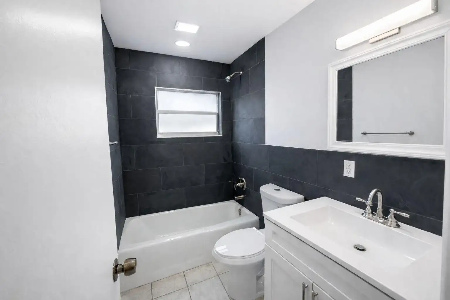 1504 41st Avenue, Vero Beach FL 32960 photo 5