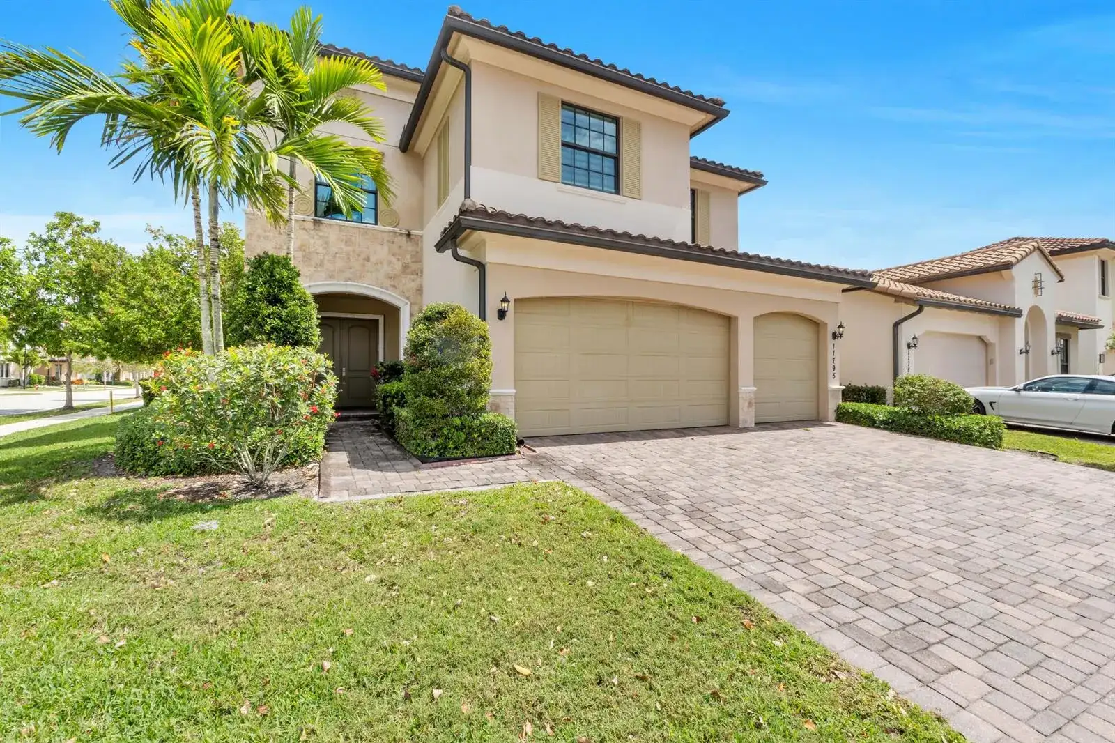 11795 Waterway Circle, Parkland FL 33076 photo 2