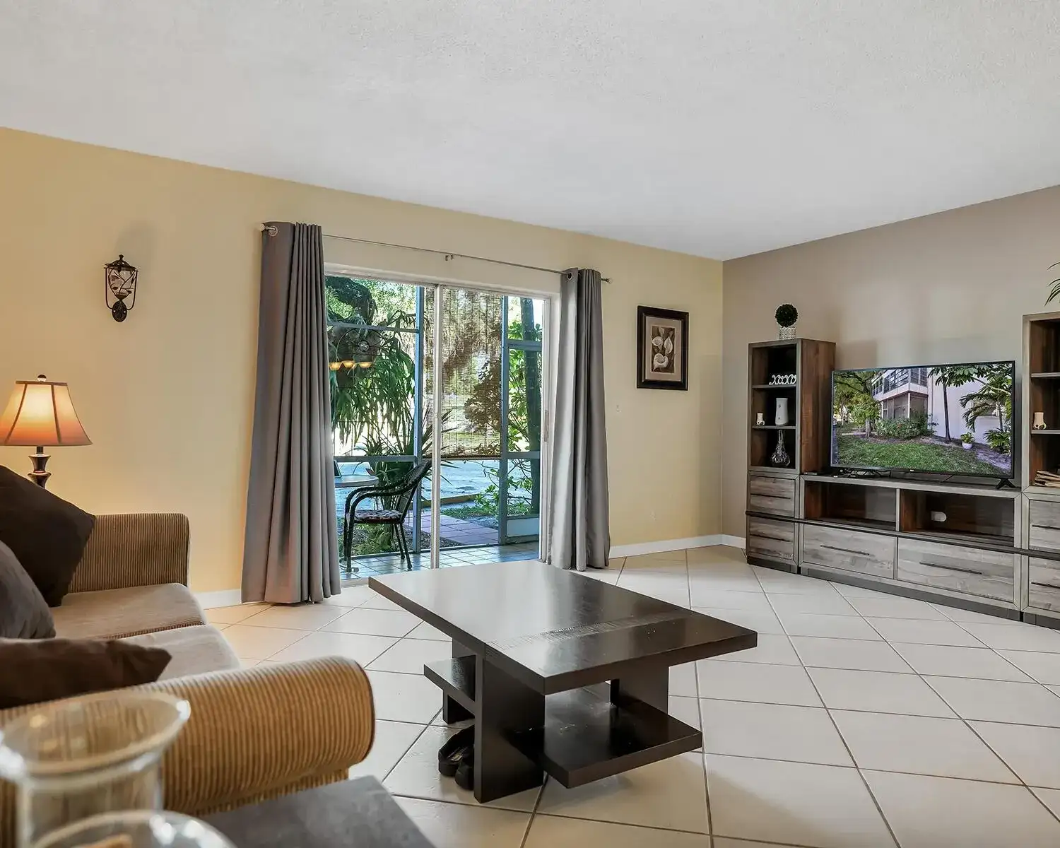 2061 NW 47th Terrace # 103, Lauderhill FL 33313 photo 4
