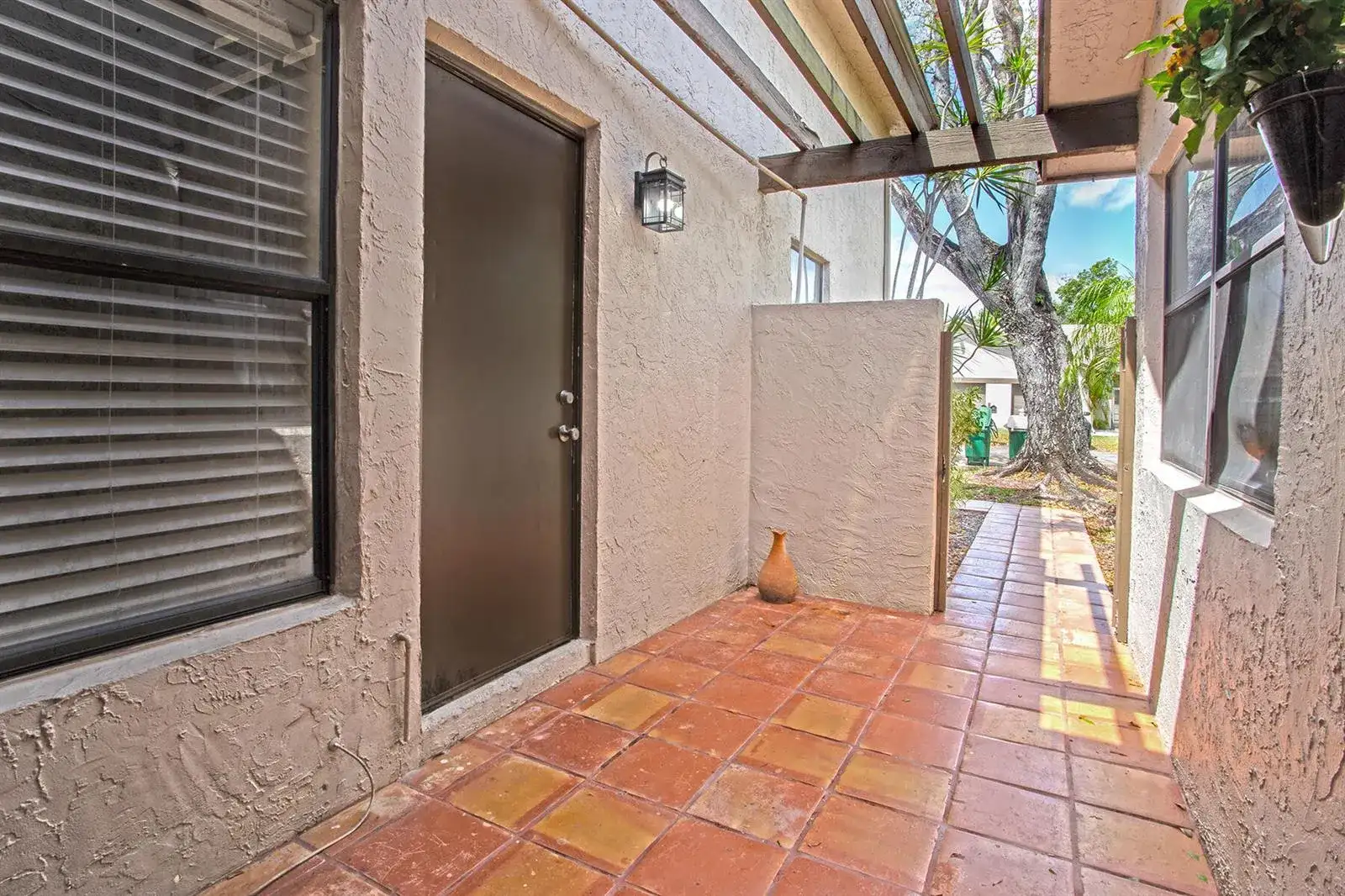 8202 NW 100th Drive, Tamarac FL 33321 photo 5