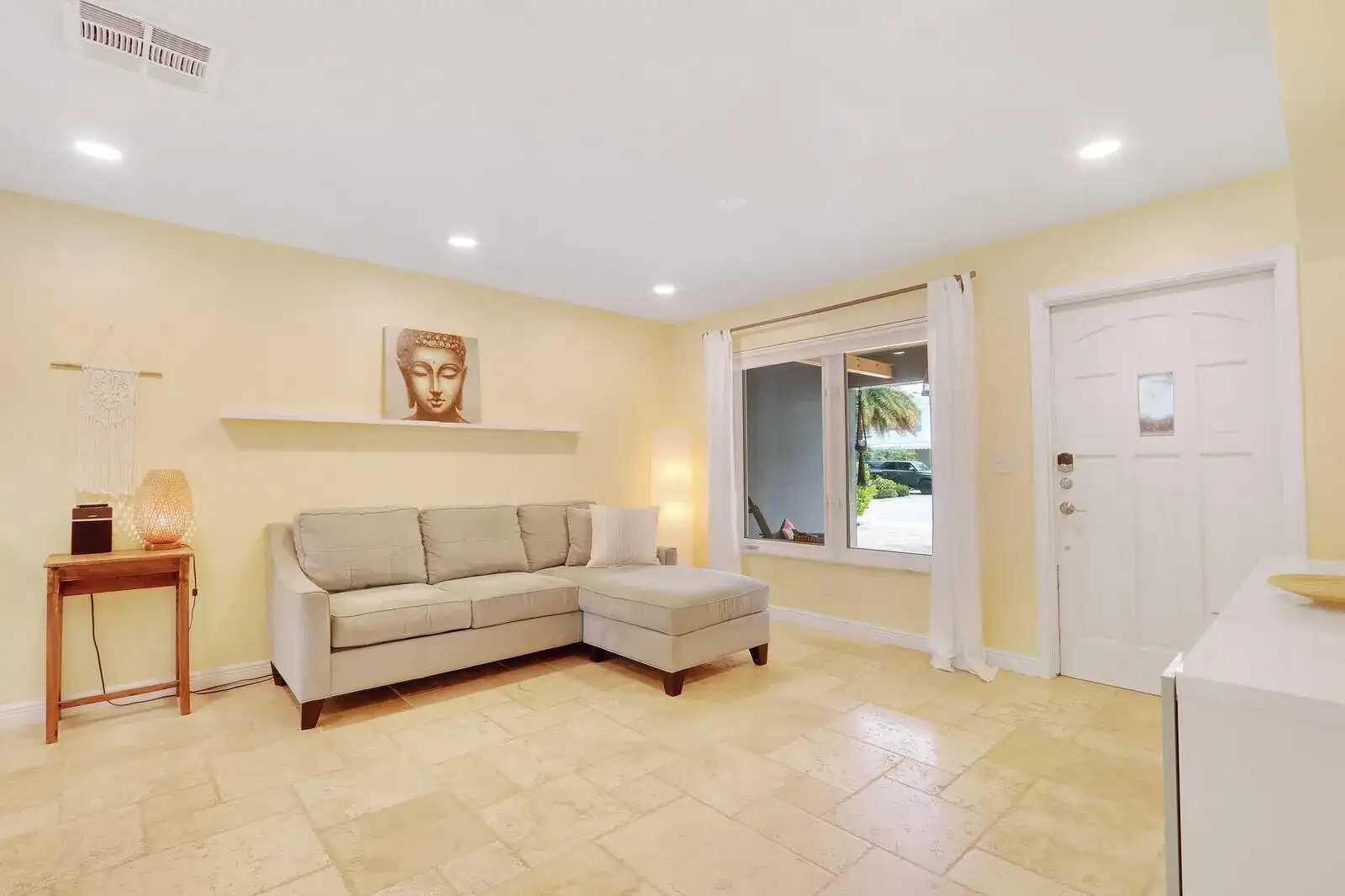 721 N Lakeside Drive, FL 33460 photo 5