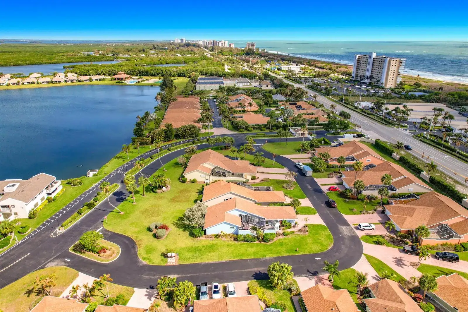 208 River Walk, Fort Pierce FL 34949 photo 4
