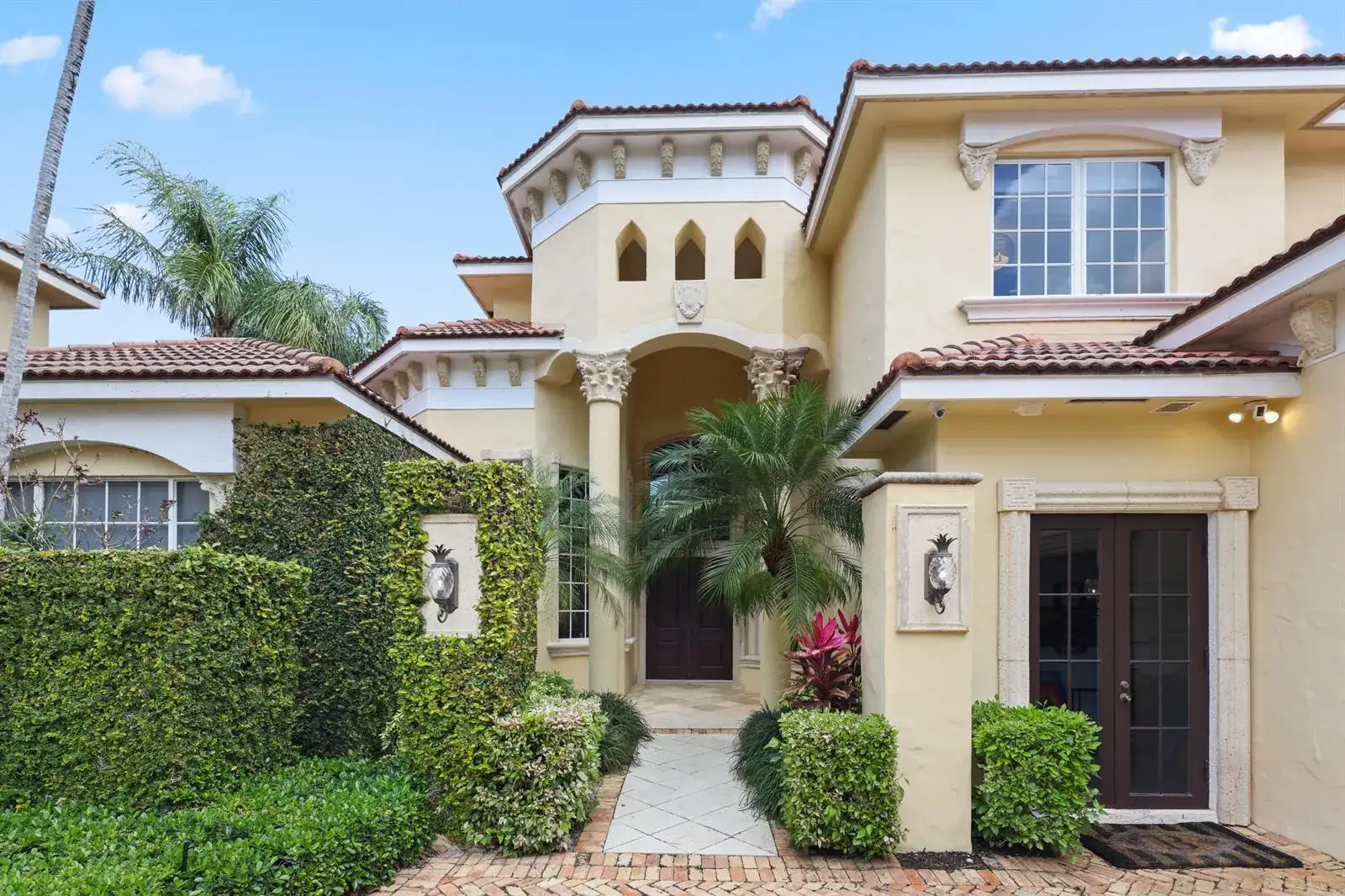 1019 Grand Court, Highland Beach FL 33487 photo 4
