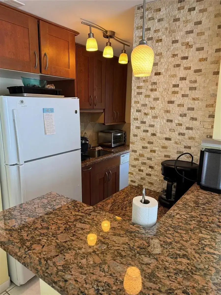 111 Briny Avenue # 11, Pompano Beach FL 33062 photo 2
