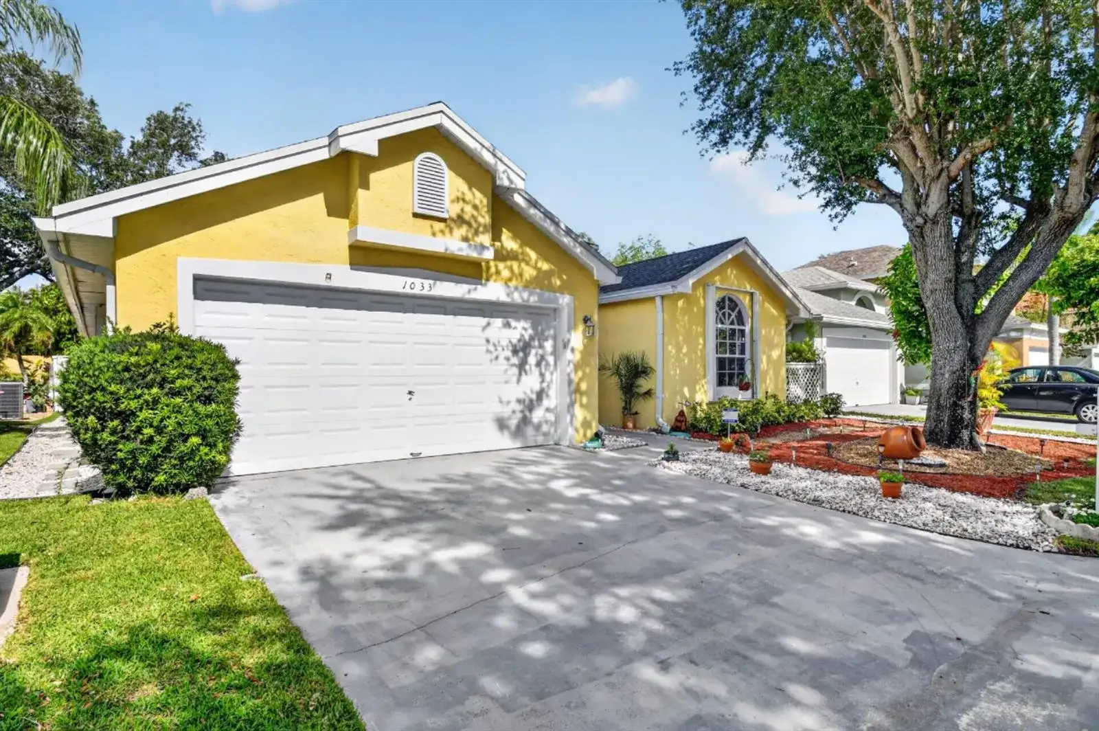 1033 Fairfax Circle W, Boynton Beach FL 33436 photo 2