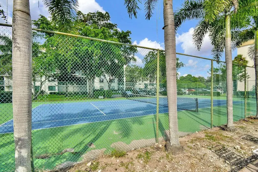 6190 Woodlands Boulevard # 312, Tamarac FL 33319 photo 3