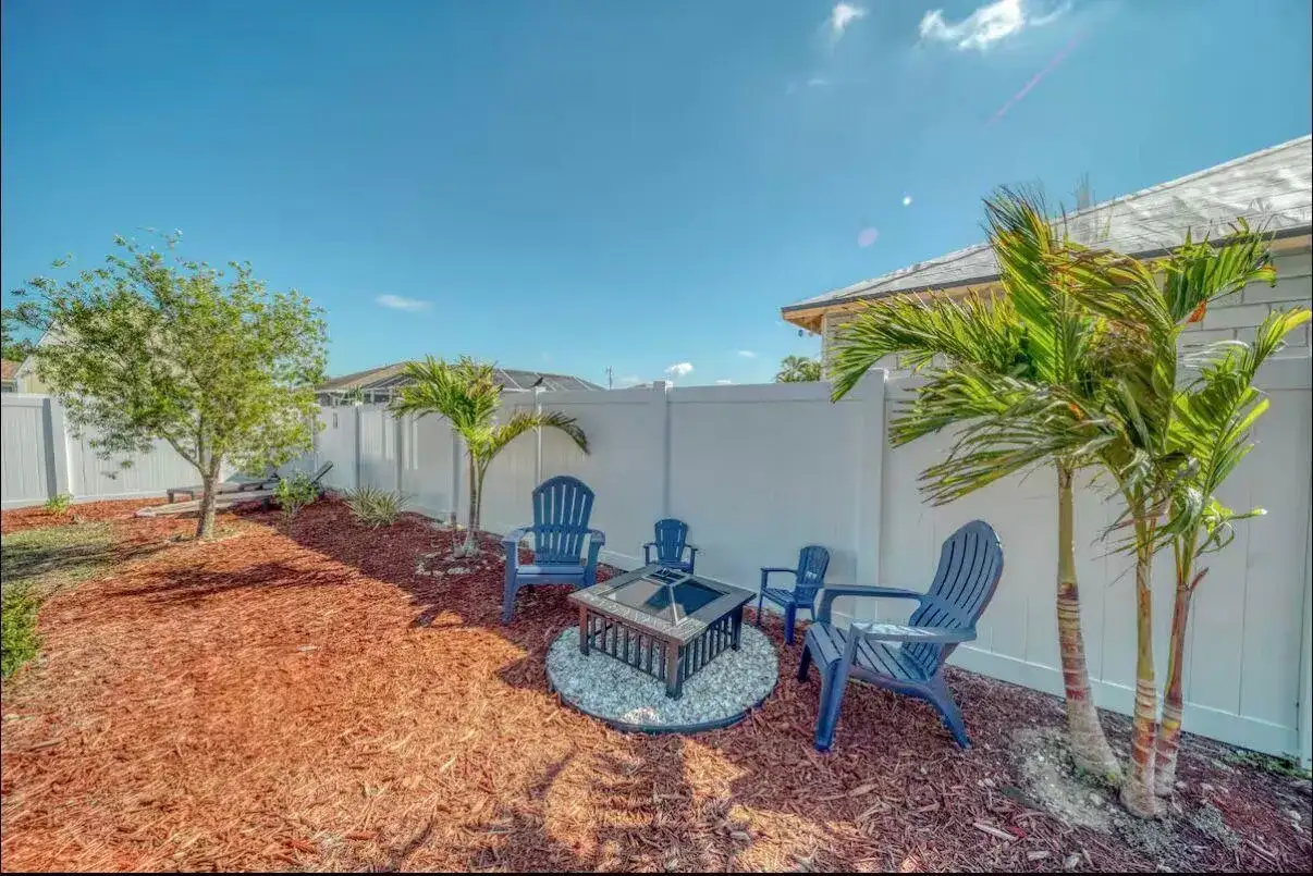 1925 SW 14th Street, Cape Coral FL 33991 photo 5