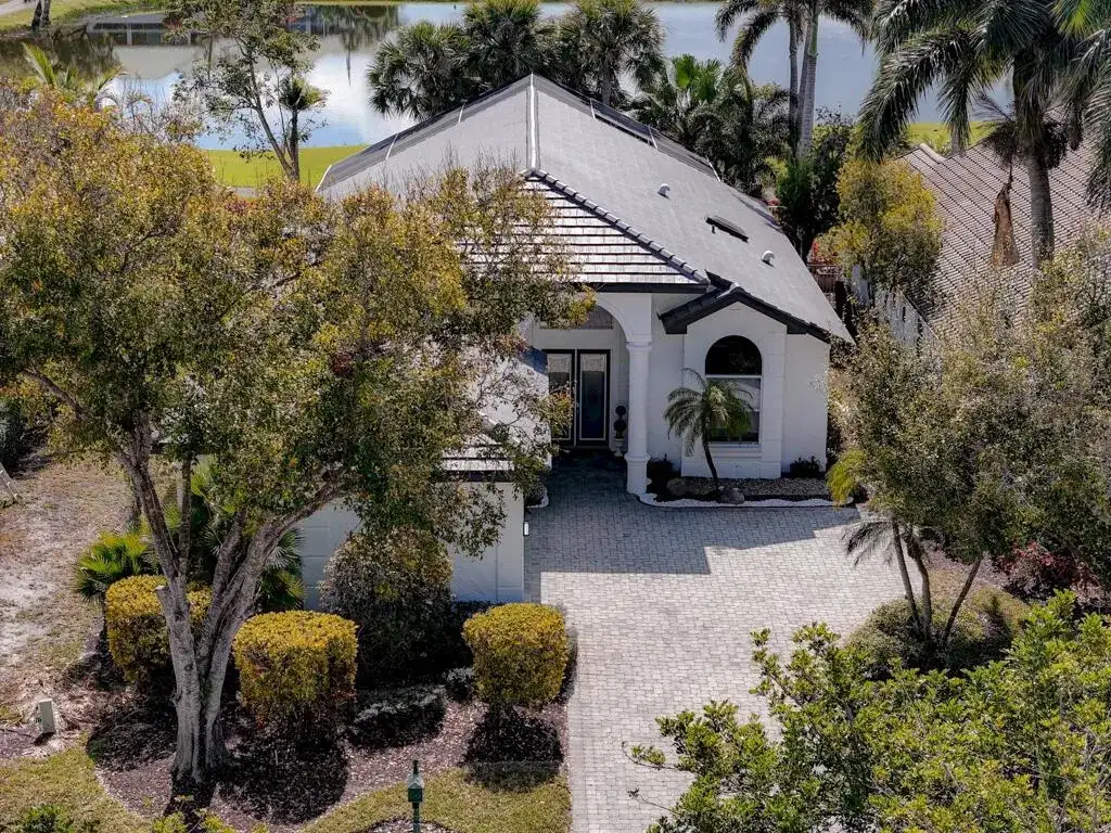 6646 Oakmont Way, West Palm Beach FL 33412 photo 2