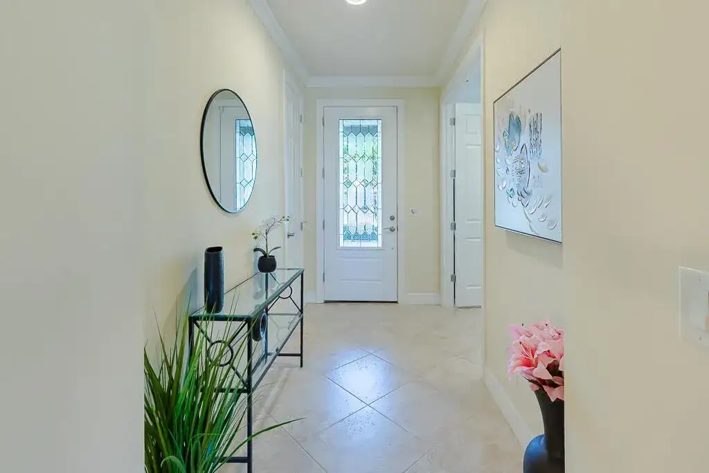 221 SE Longview Drive, Port St. Lucie FL 34984 photo 4