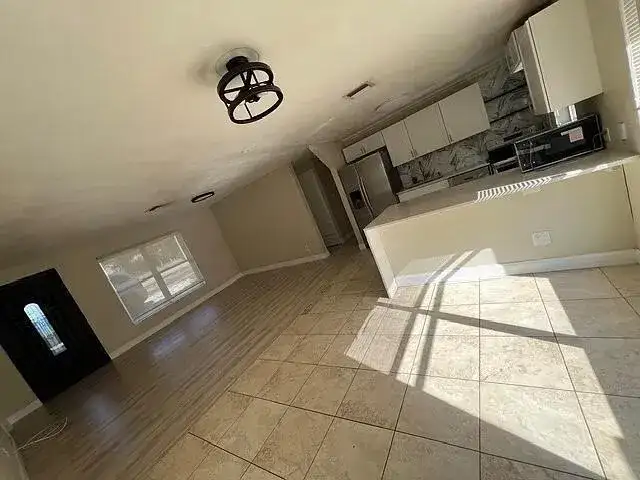 2831 NE Savannah Road, Jensen Beach FL 34957 photo 4