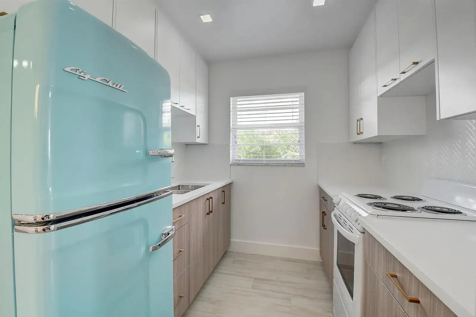 502 N H Street # 4, FL 33460 photo 4