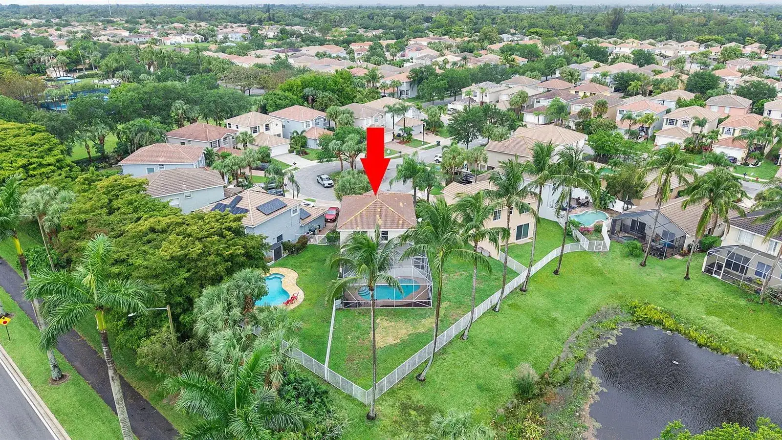 5120 Crescent Moon Drive, FL 33463 photo 3