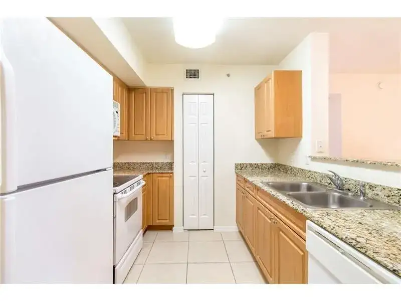 6760 Heritage # 6103, Boynton Beach FL 33437 photo 3