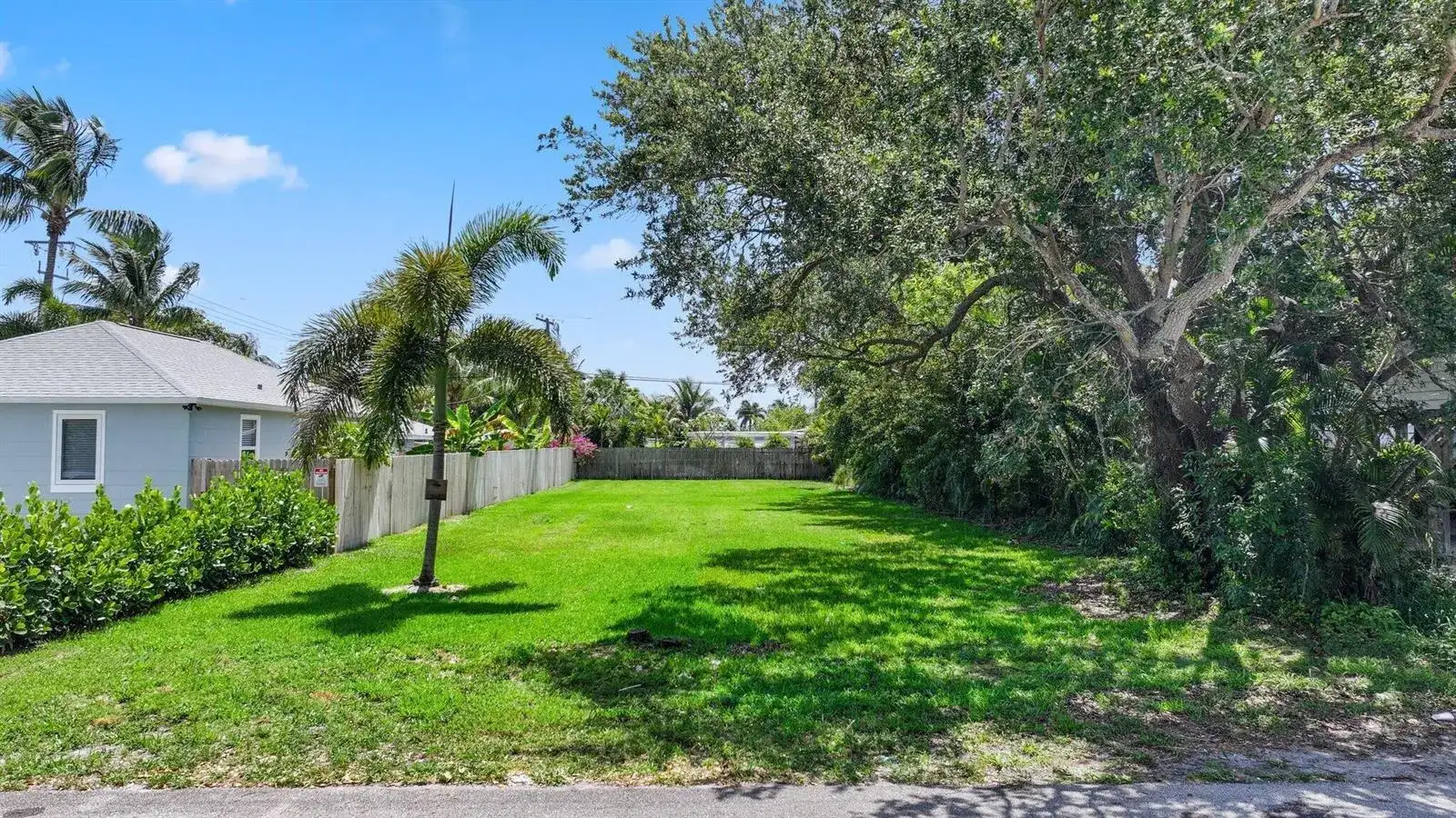 614 N 5th Street, Lantana FL 33462 photo 3