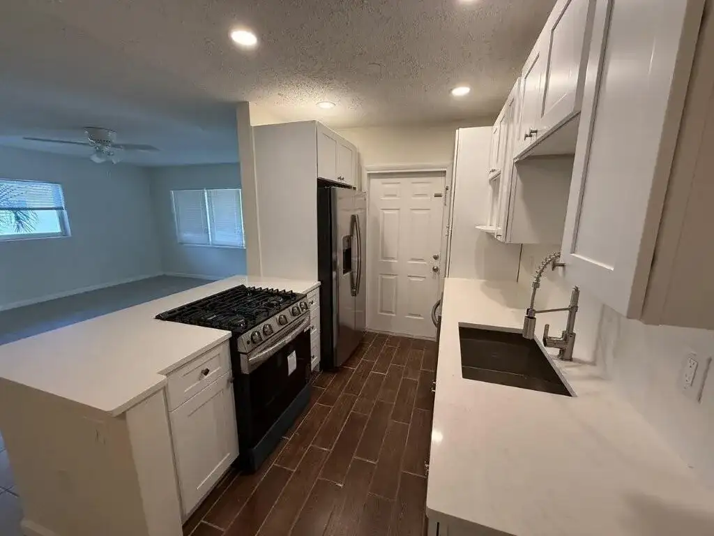 265 SW 7th Street # 4, Boca Raton FL 33432 photo 4