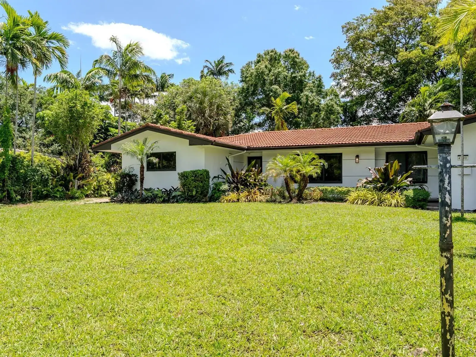 4190 SW 4th Street, Plantation FL 33317 photo 3