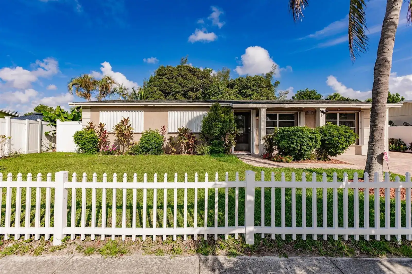4241 NE 1st Terrace, Pompano Beach FL 33064 photo 5