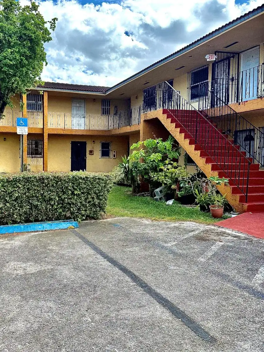 4050 NW 135th Street # 1, Opa-Locka FL 33054 photo 2