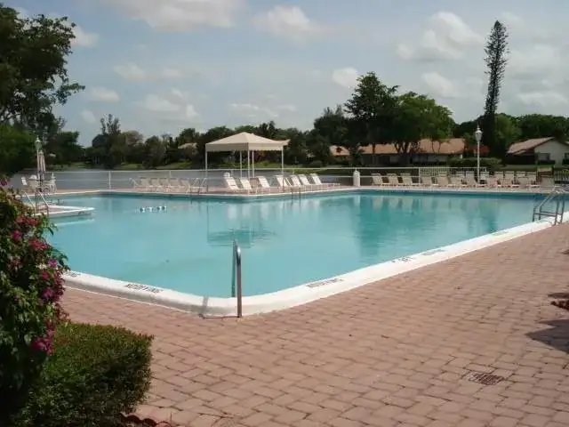 3740 Inverrary Drive # 1a, Lauderhill FL 33319 photo 2