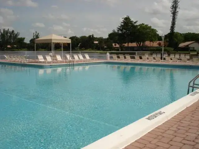 3740 Inverrary Drive # 1a, Lauderhill FL 33319 photo 4