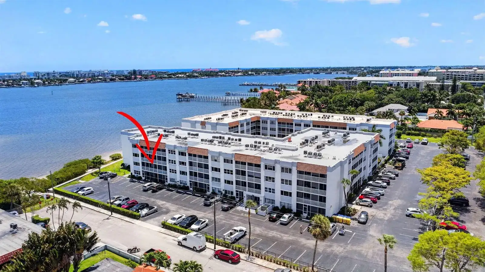 1502 S Lakeside Drive # 214, FL 33460 photo 3
