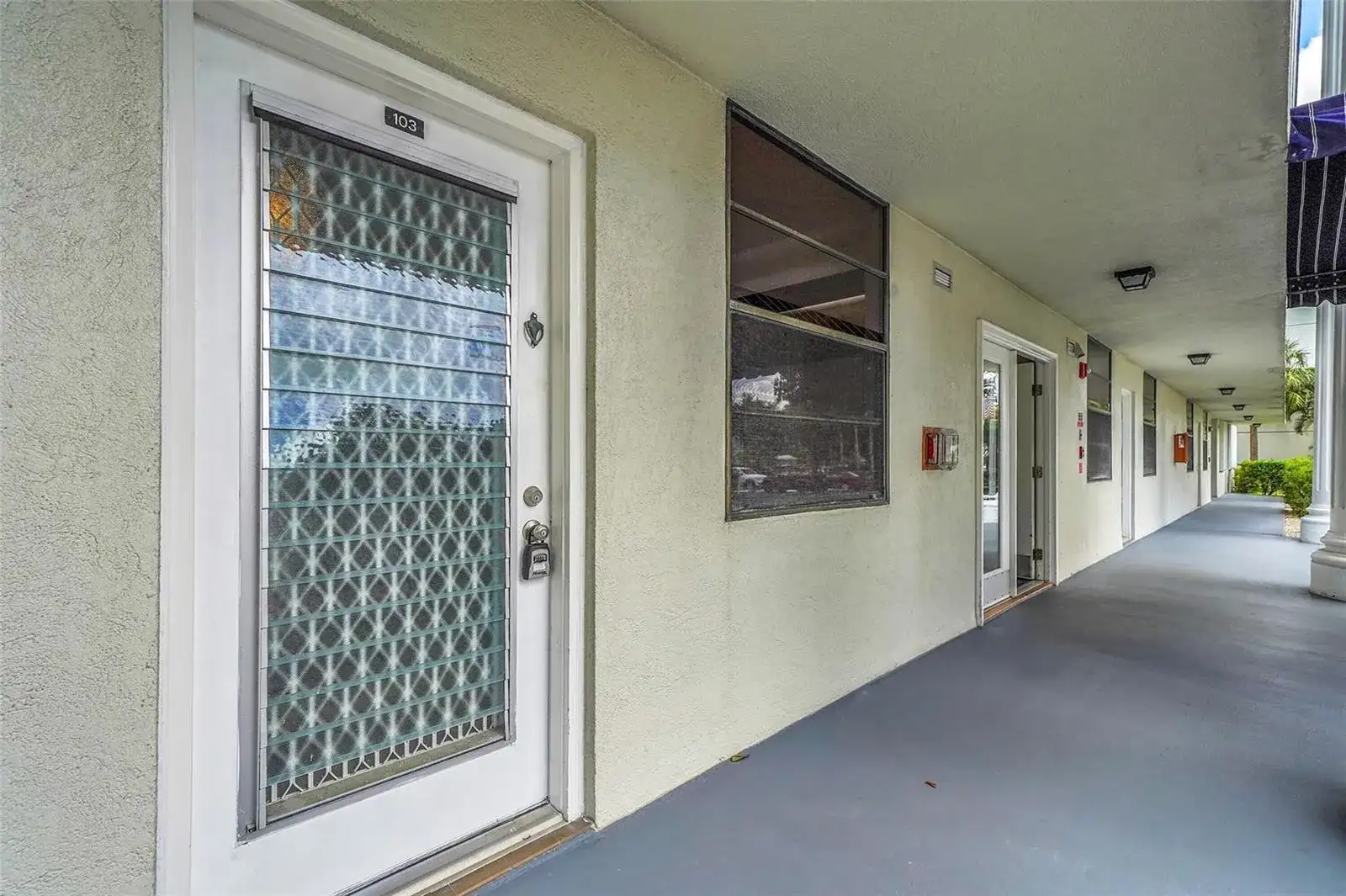 1713 Whitehall Drive # 103, Davie FL 33324 photo 4