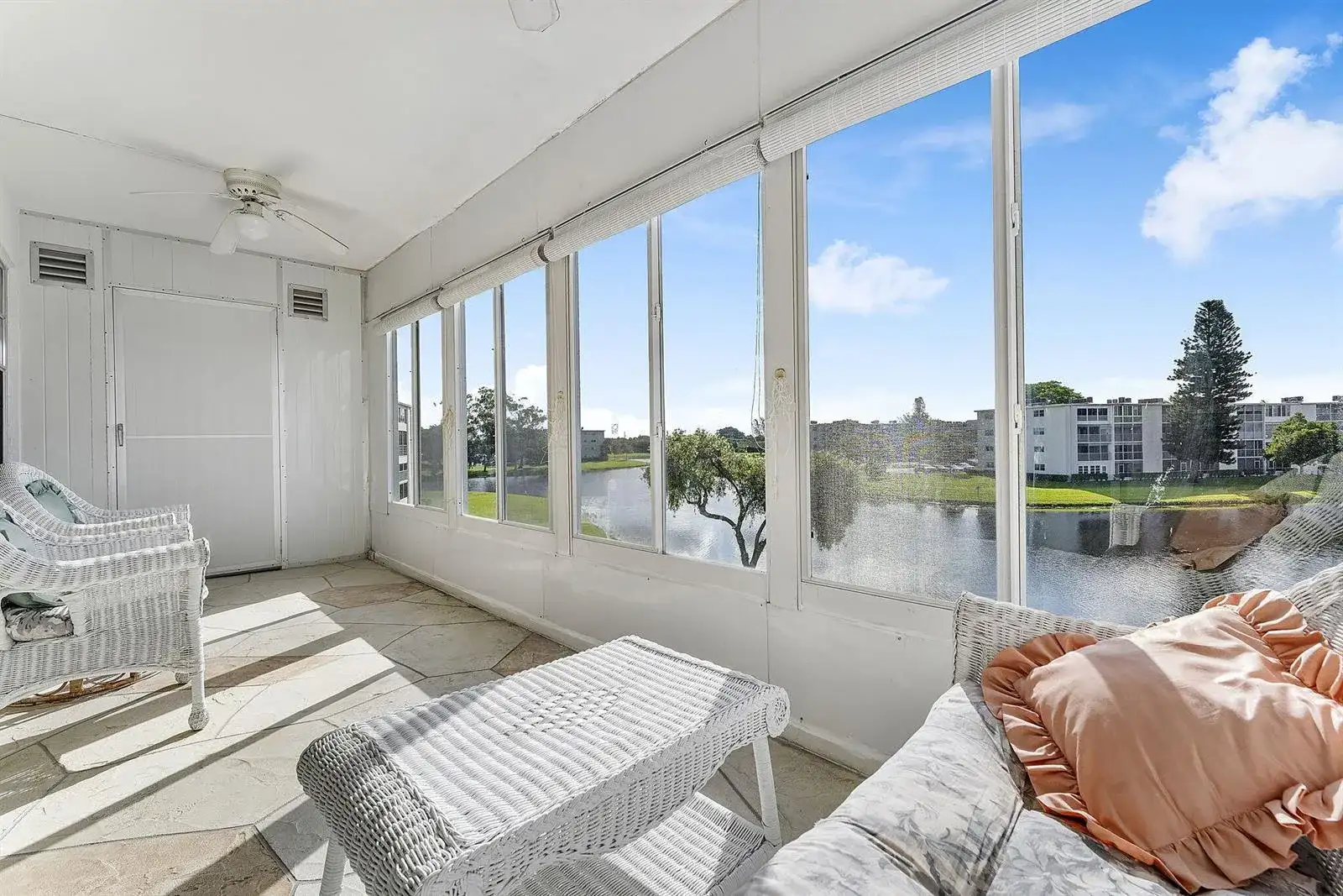 3027 Guildford B, Boca Raton FL 33434 photo 2
