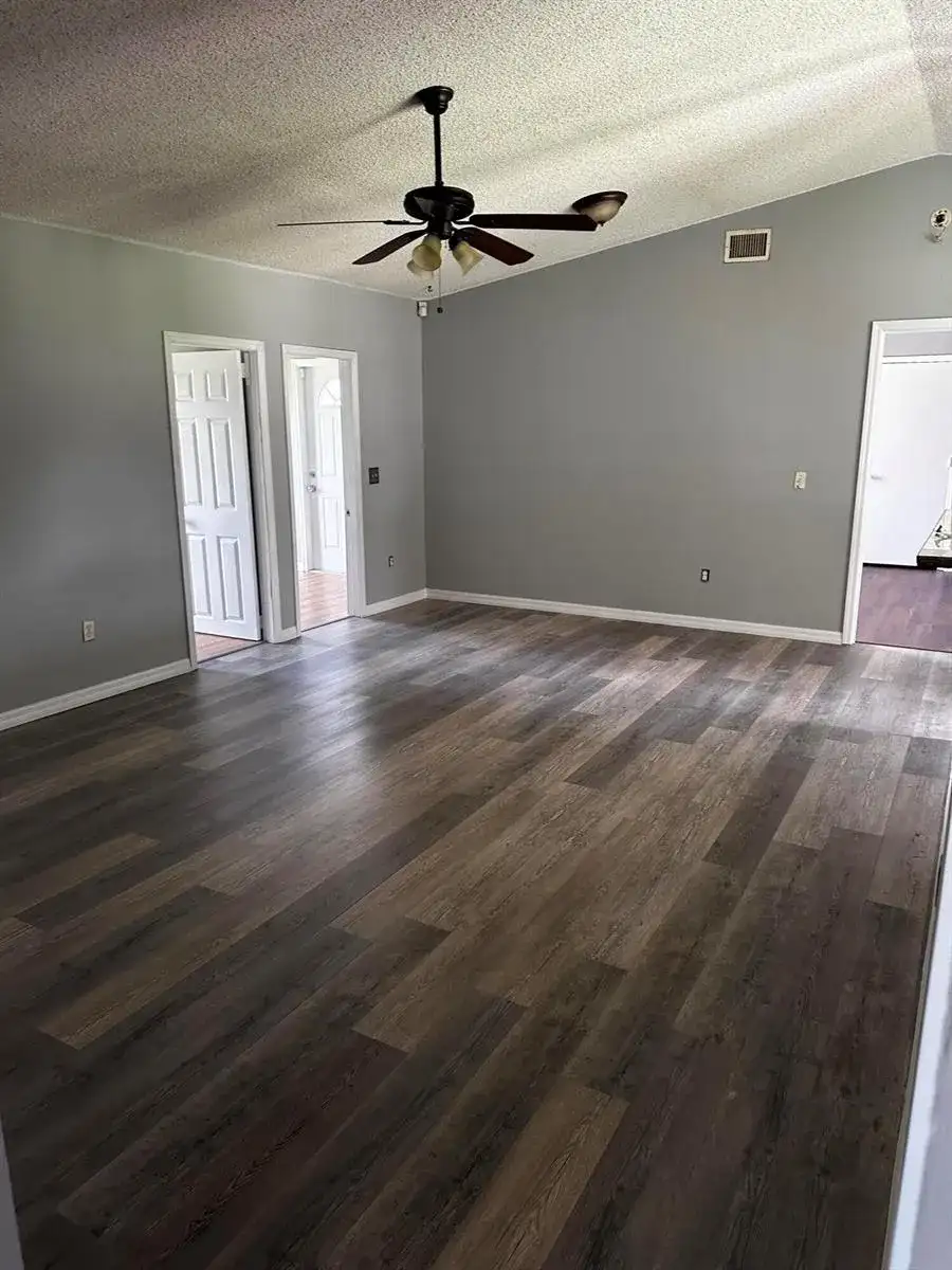 1021 SW Dubois Avenue, Port St. Lucie FL 34953 photo 3