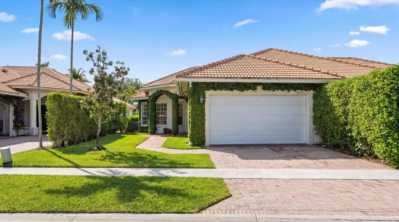 2920 Twin Oaks Way, Wellington FL 33414 photo 3