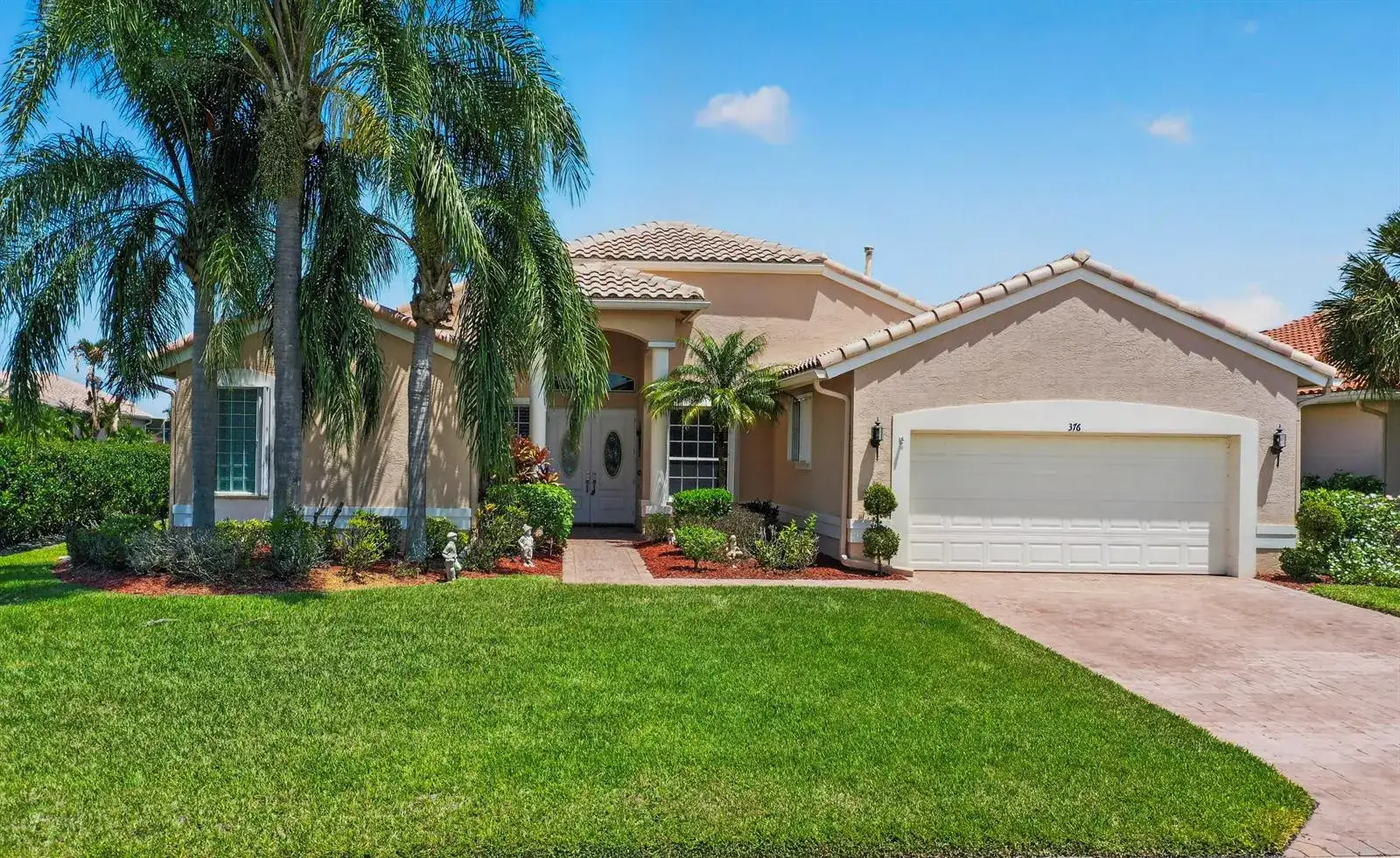 376 NW Shoreview Drive, Port St. Lucie FL 34986 photo 2