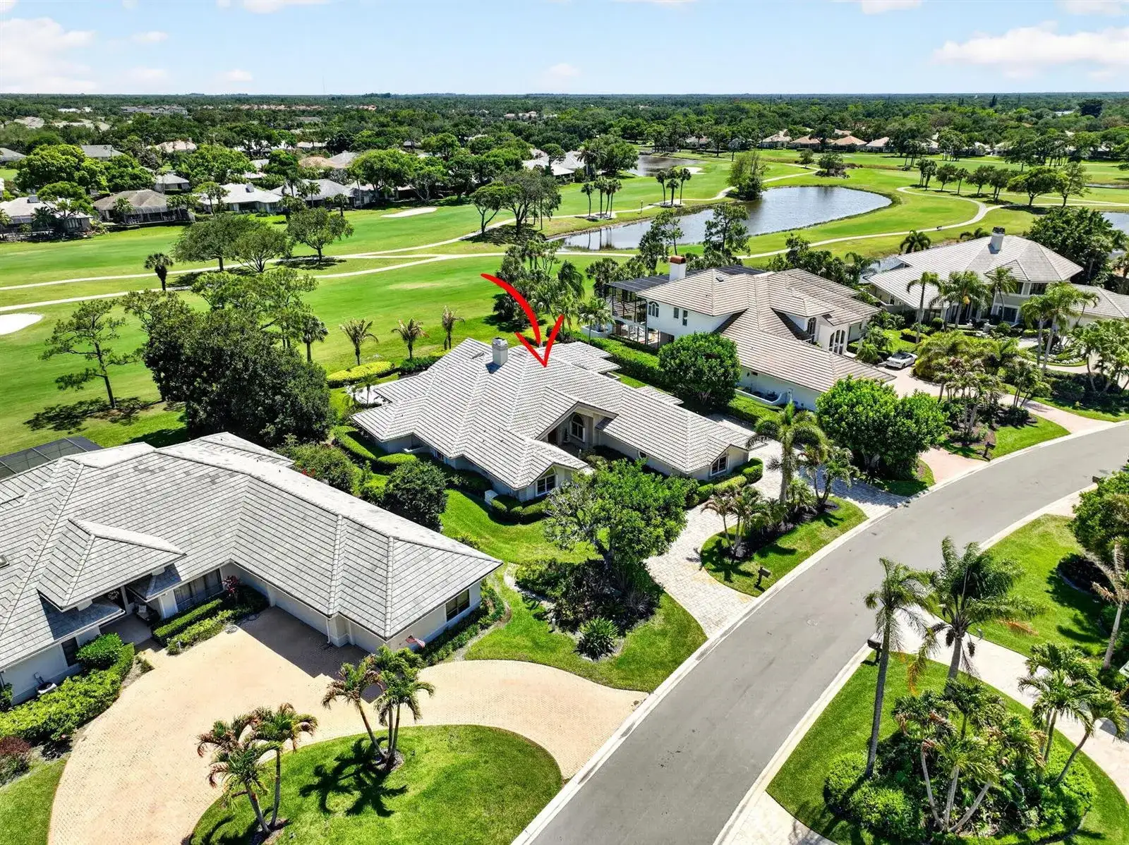 6711 SE Barrington Drive, Stuart FL 34997 photo 2