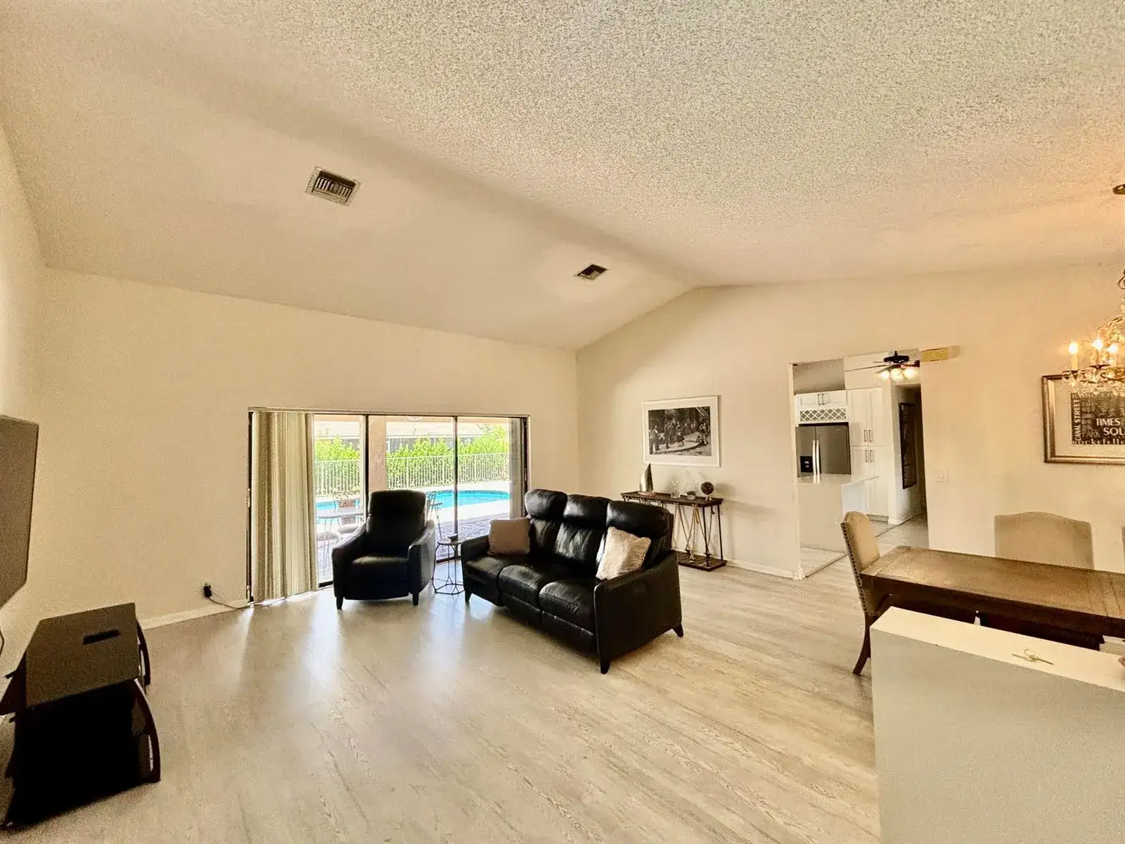 2153 Amesbury Circle, Wellington FL 33414 photo 2
