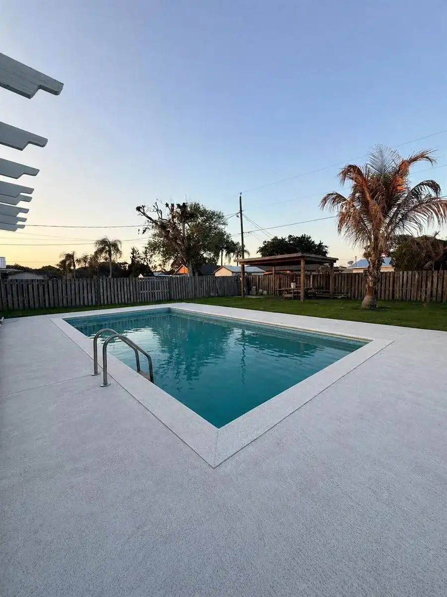 435 SE Asbury Lane, Port St. Lucie FL 34983 photo 4