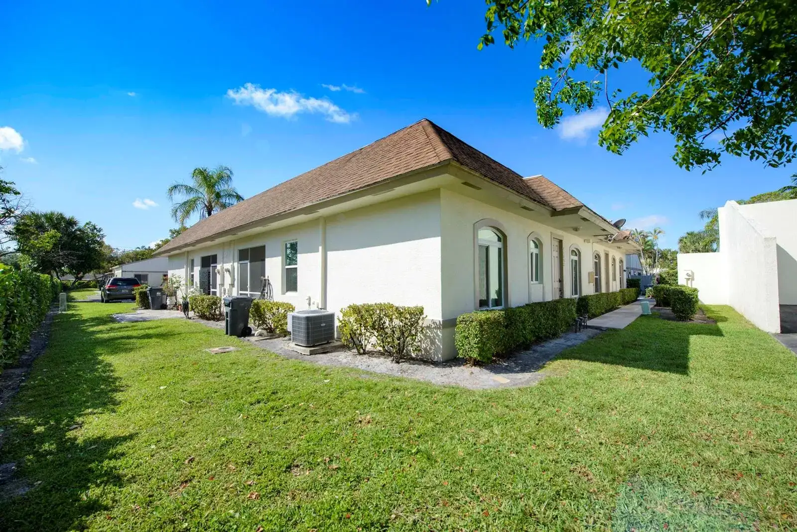 11893 Sturbridge Lane, Wellington FL 33414 photo 3