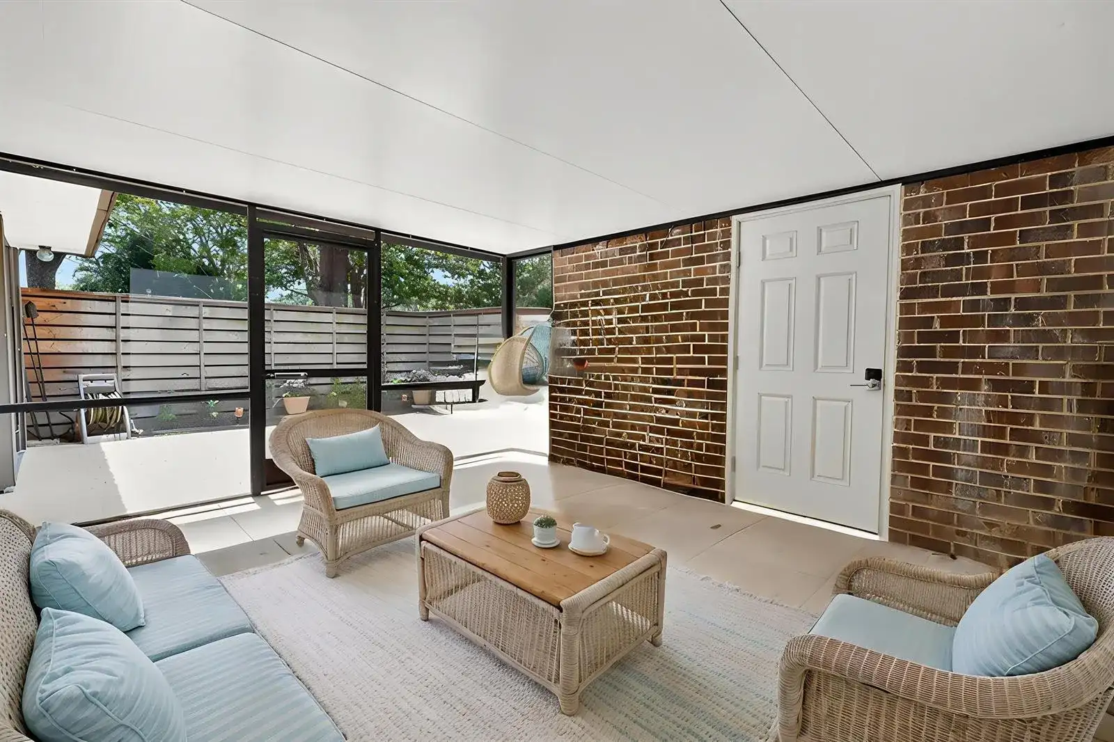 527 5th Terrace, Palm Beach Gardens FL 33418 photo 3