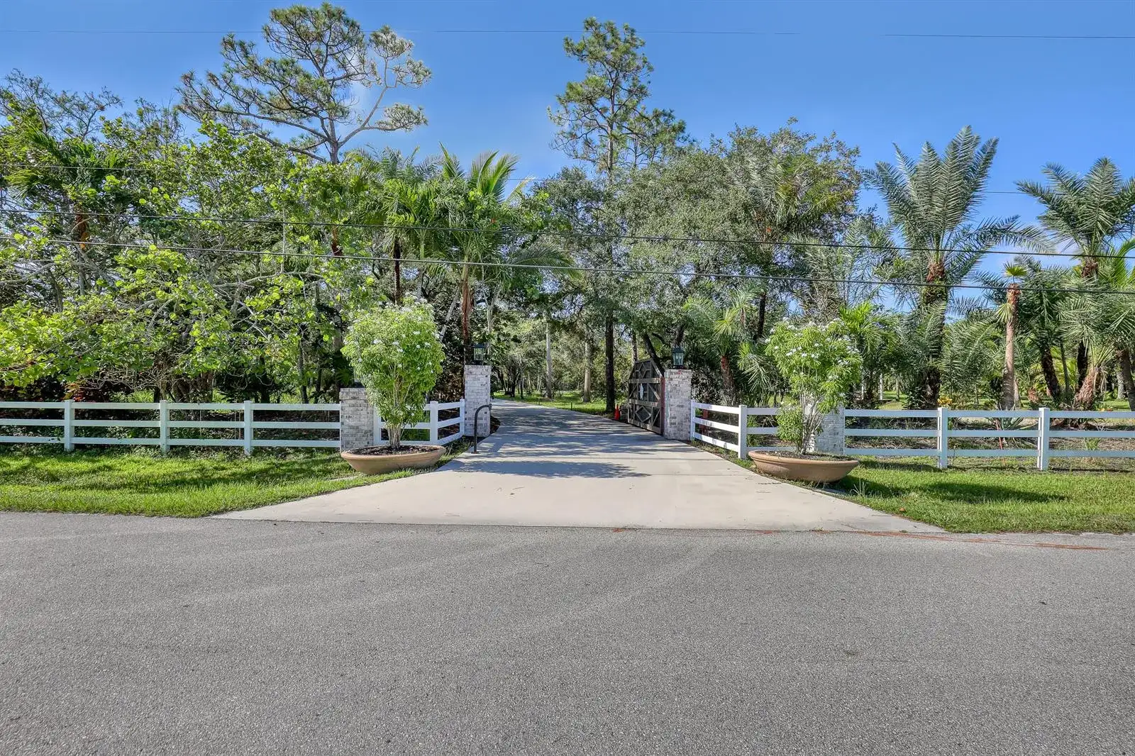 10780 Anderson Lane, Wellington FL 33449 photo 3