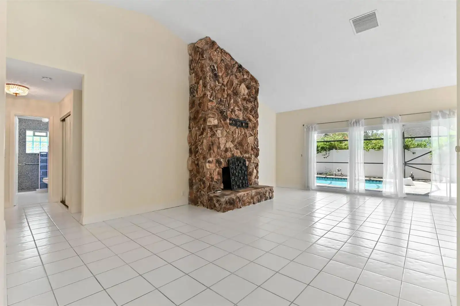 8372 Myakka Court, Lake Worth FL 33467 photo 5